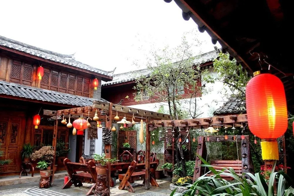 Lijiang Flavor Inn Shuhe Flagship Five Taste Life Courtyard