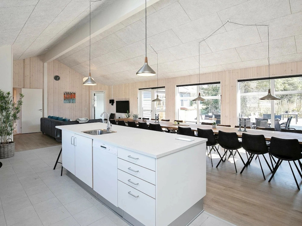 Splendid Holiday Home in Ålbæk With Swimming Pool