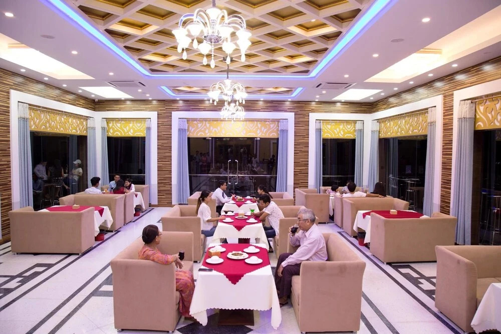 Cartel Hotel
