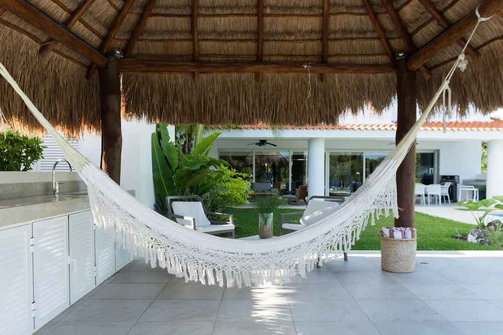 Casa Caleta, Surrounded by Nature, Ideal for Large Groups