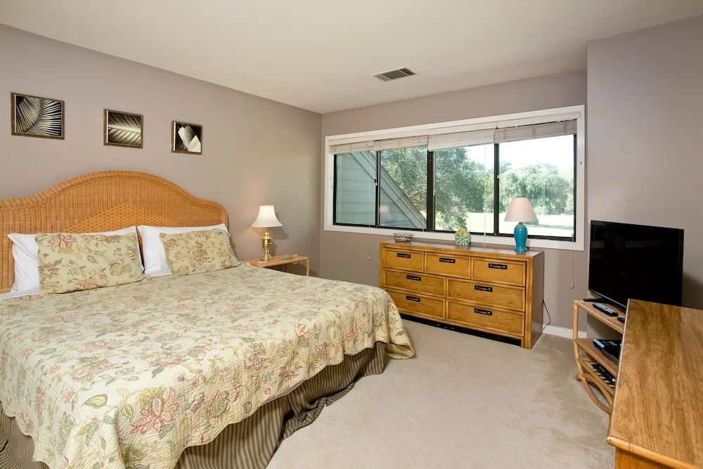New Listing! Palmetto Dunes Condo, By Beach & Golf Condo