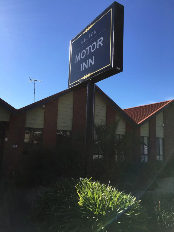 Melton Motor Inn and Apartments