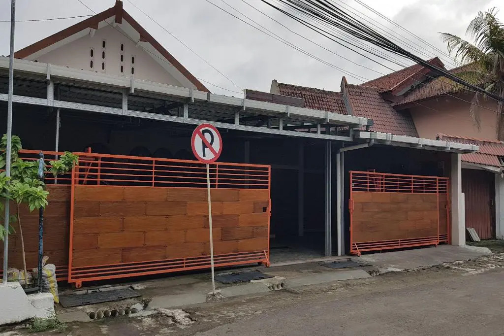 OYO 90095 Indah Homestay