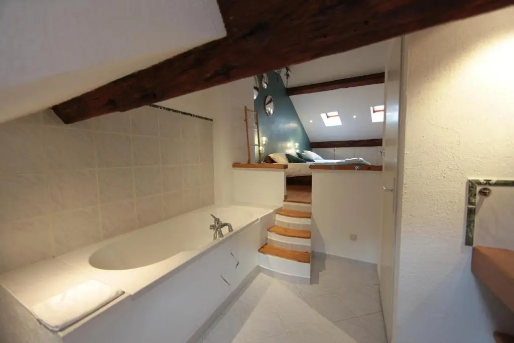 L'escalier du Château - T4 duplex 9 couchages
