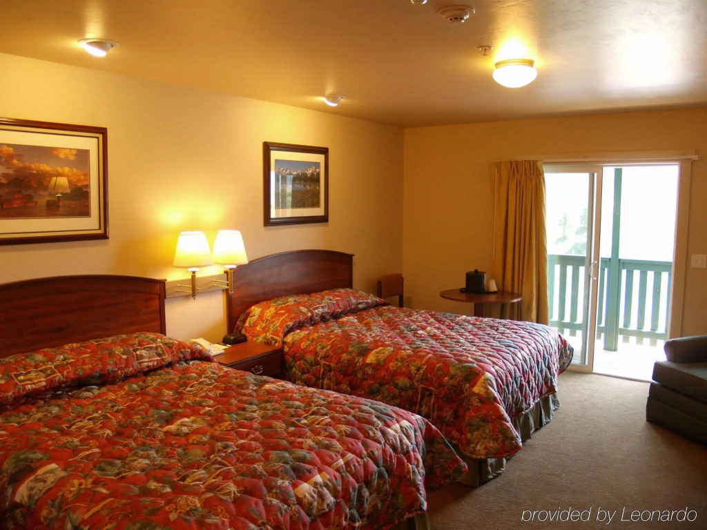 Flying Saddle Resort and Steak House