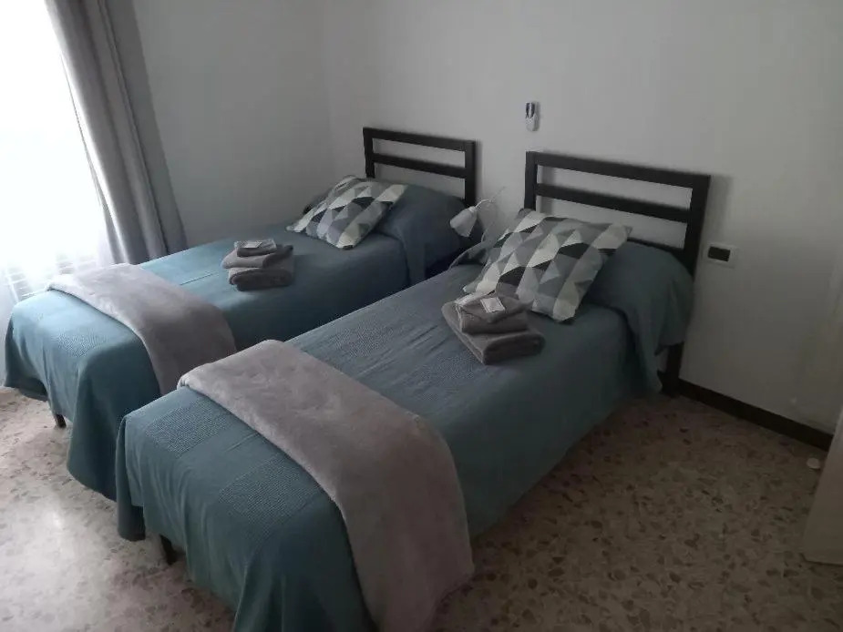 Dana'S House