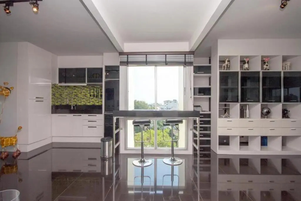 Flame Tree Suite 110 sqm 2-Bedroom Apartment