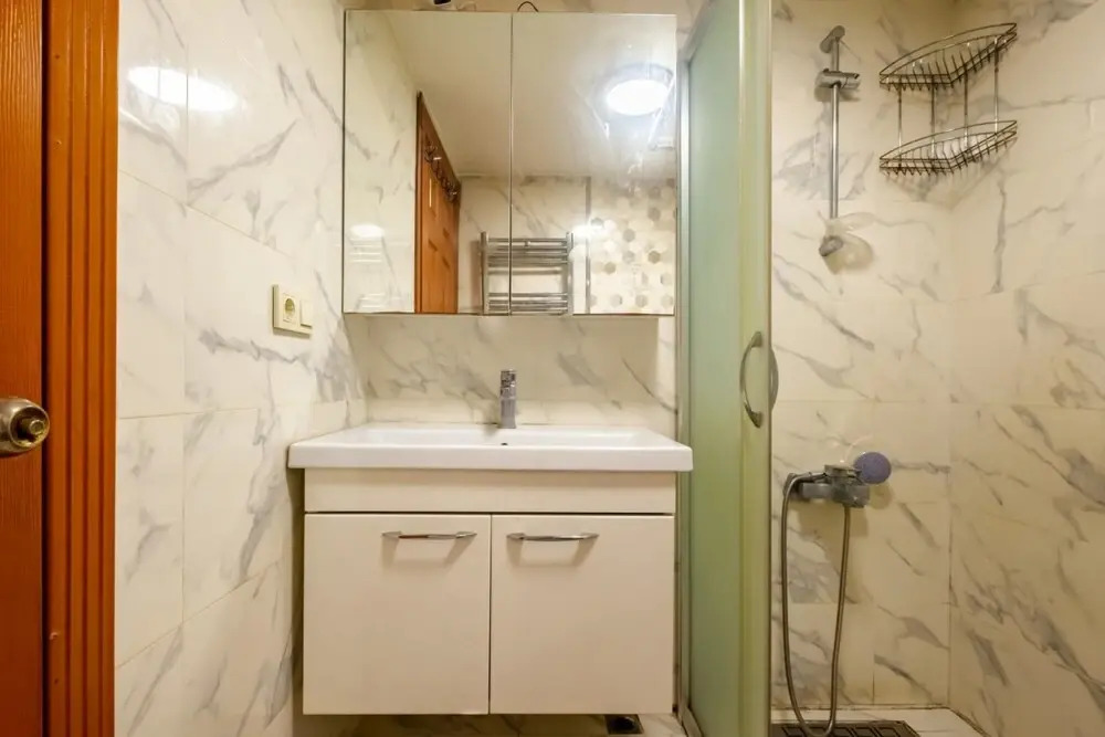 Eclectic Apartment near Popular Attractions in Beyoglu