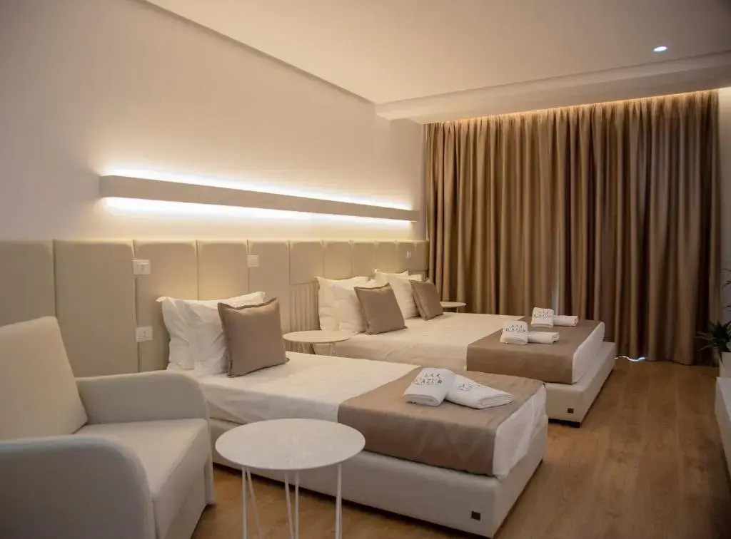 Dazur Coast Resort