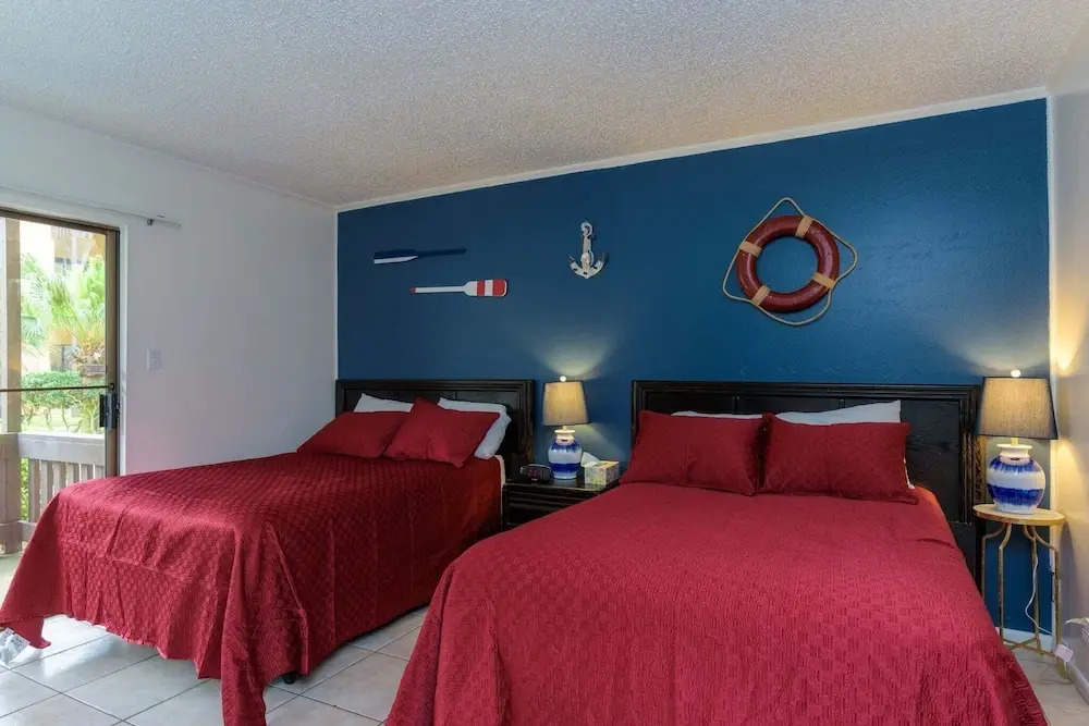Tiki 125 - Poolfront 1br Condo Sleeps 6 Near Beach 1 Bedroom Condo
