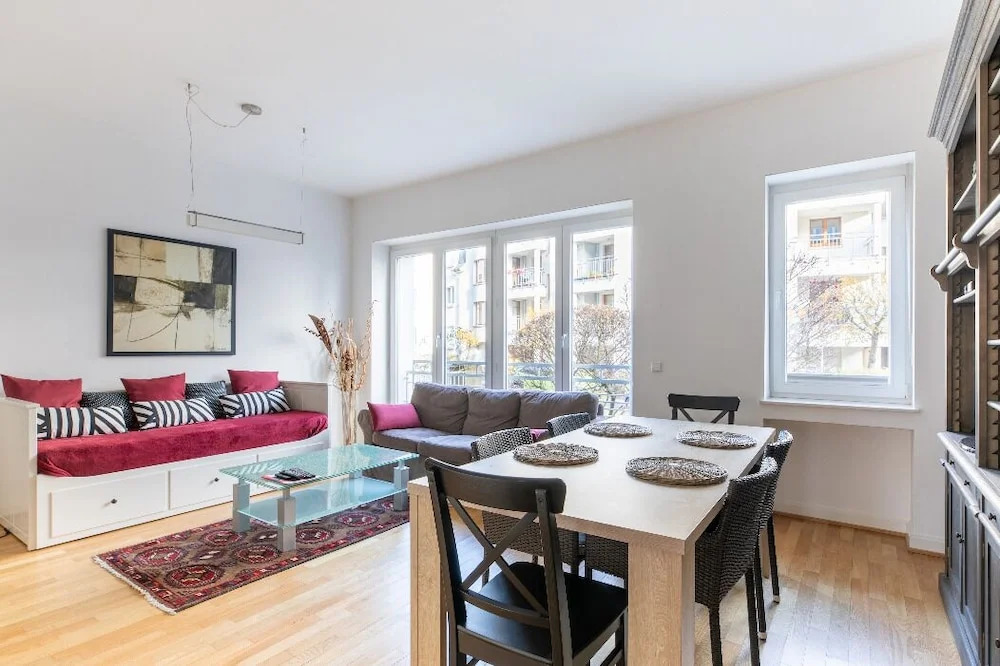 Classic Chic Flat 100m2 in City Center