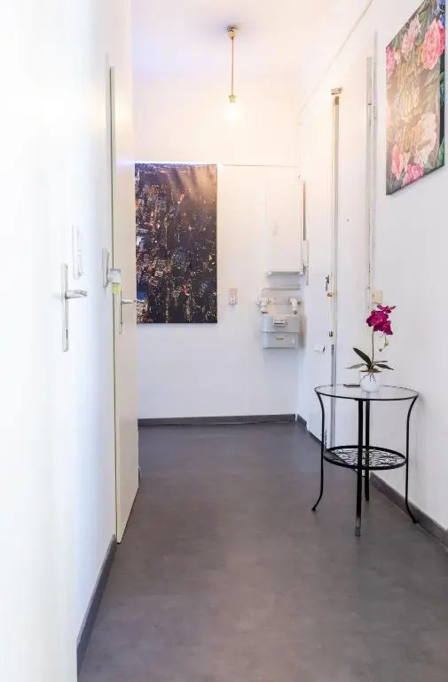 Comfortable Apartment Near Subway - Märzstraße Apartments