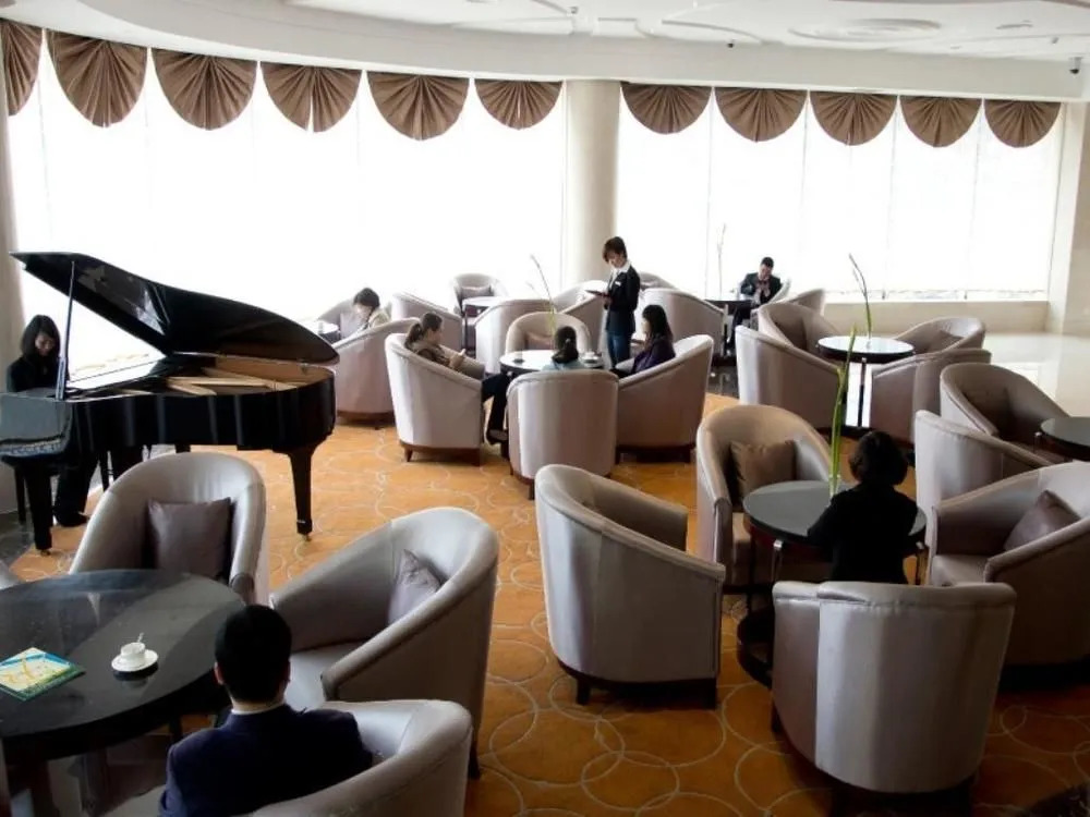 New Era Hotel