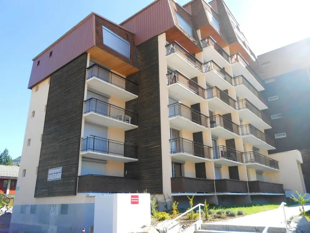 Studio in Les Deux Alpes, With Wonderful Mountain View and Balcony - 50 m From the Slopes