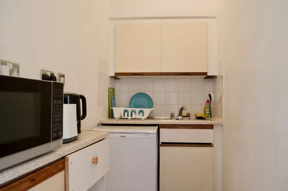 2 Bedroom Flat In Central Edinburgh