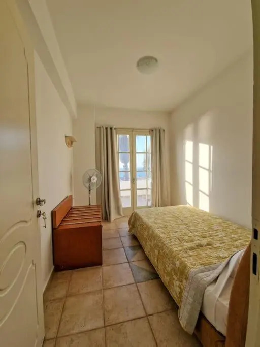 Beachlife: The Apartment