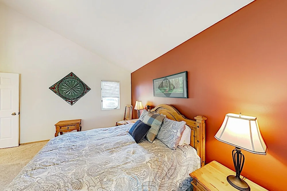 Refined 3BR Golf Resort Condo 3 Bedrooms 2 Bathrooms Condo