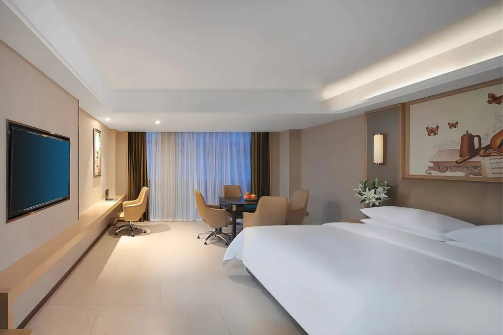 Vienna International Hotel (New Economic Development Zone store of Nanchang West Railway Station)
