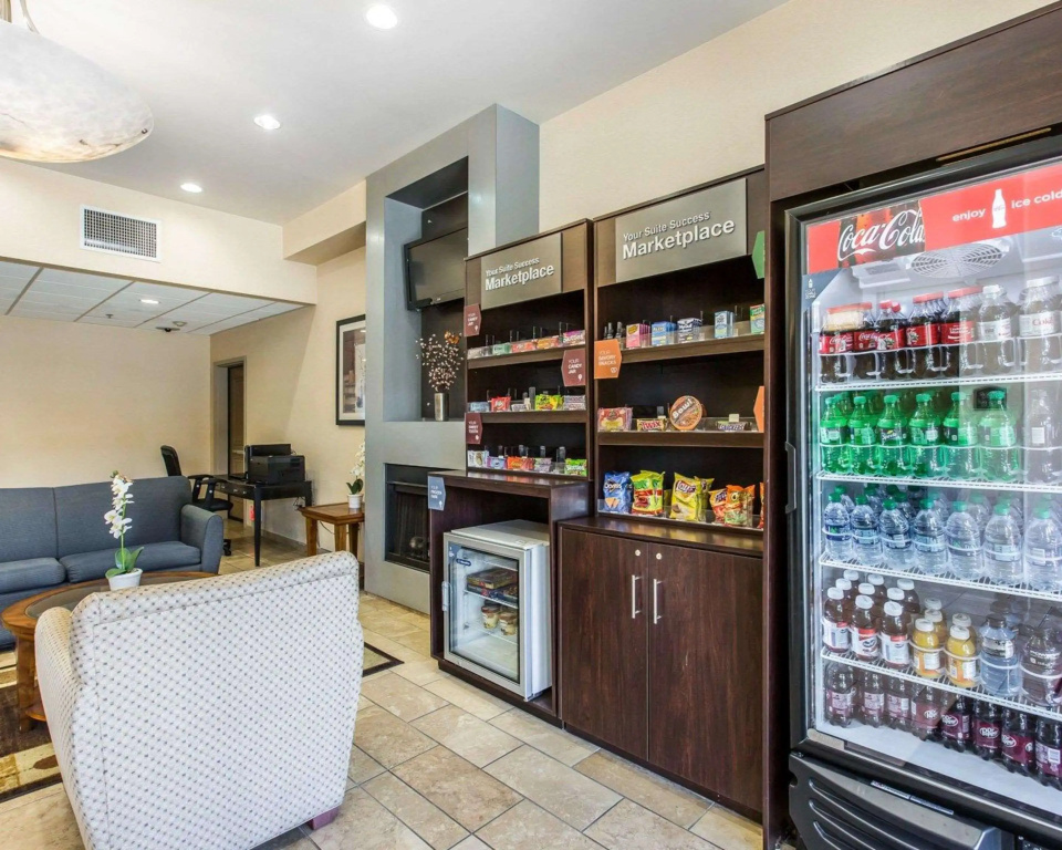Comfort Suites Near City of Industry - Los Angeles