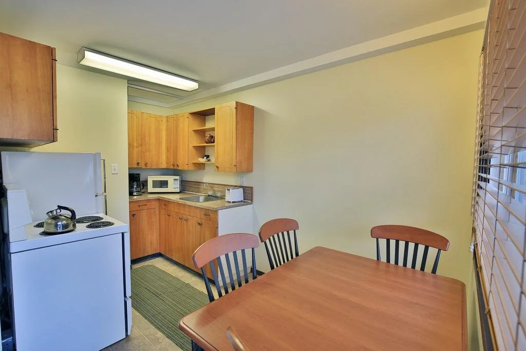 Bowmont Motel