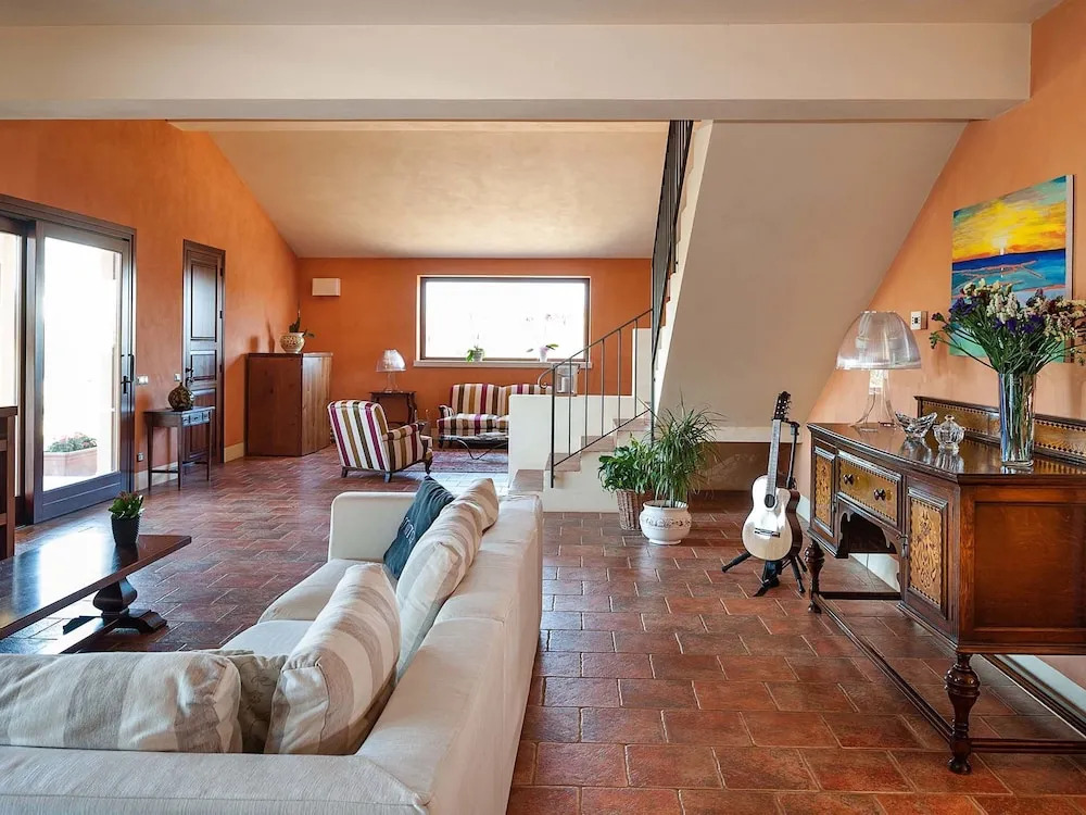 Wonderful Villa With Swimming Pool Nearby Marsala, Just 5km From the Sea!