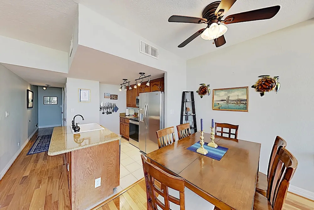 Stylish Sunchase W/ Panoramic Gulf Views! 2 Bedroom Condo