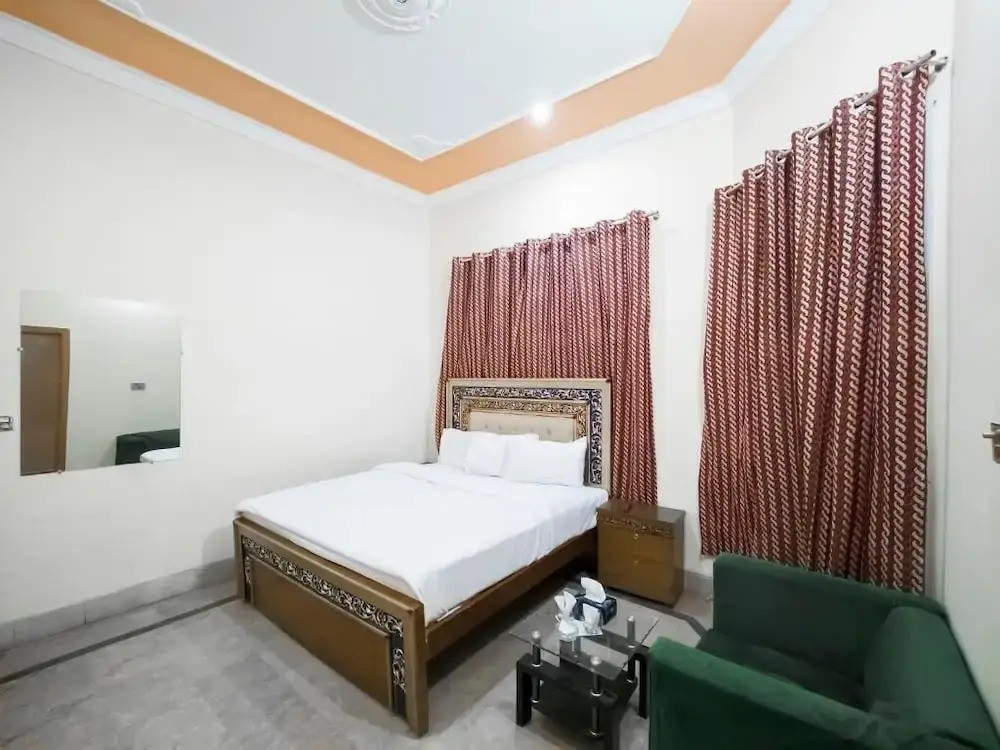 Hotel A-One