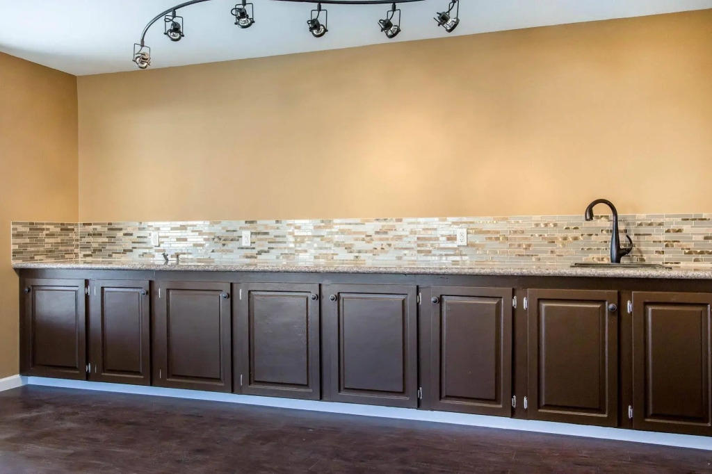 Rodeway Inn & Suites Brookhaven
