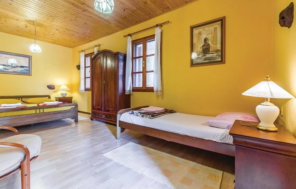Stunning Home in Premantura With Wifi and 2 Bedrooms