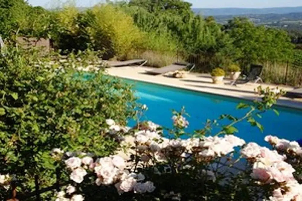 Villa with 8 Bedrooms in Bonnieux, with Wonderful Mountain View, Private Pool, Furnished Garden