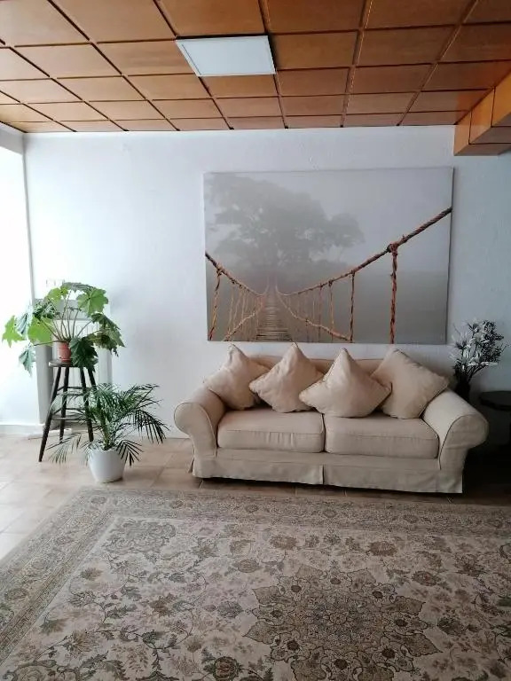 Schone Wohnung Im Herzen Von Burgstadt