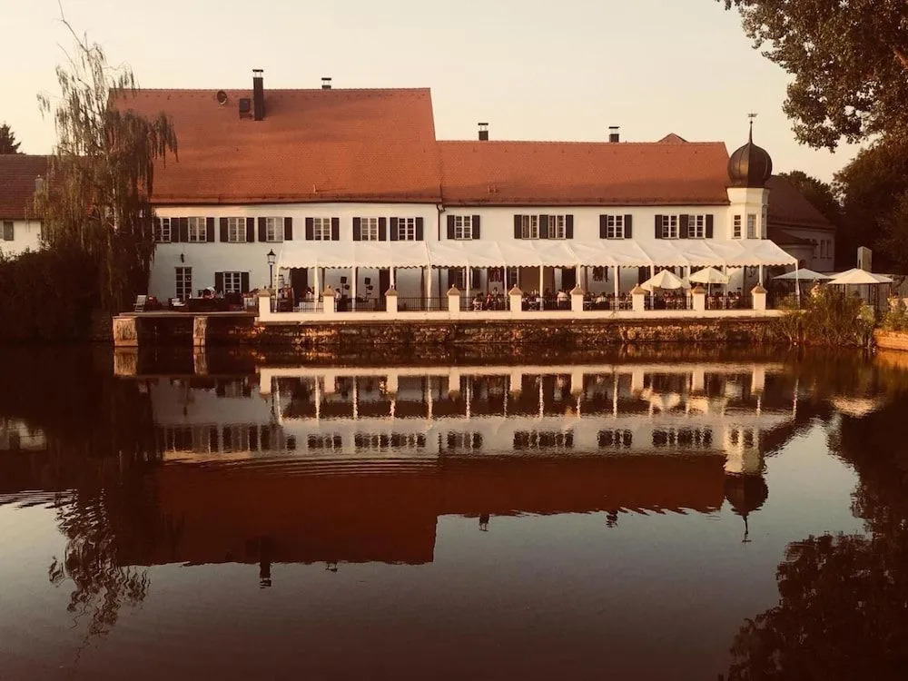 Schloss Otting