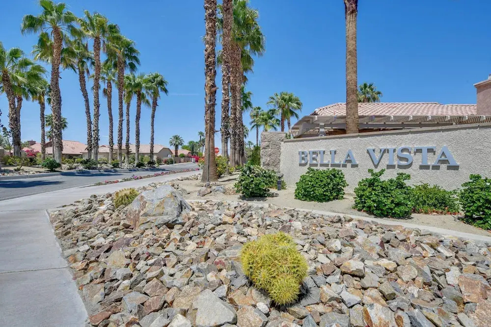 065870: 'bella Vista' 3 BR Hideaway Near Coachella