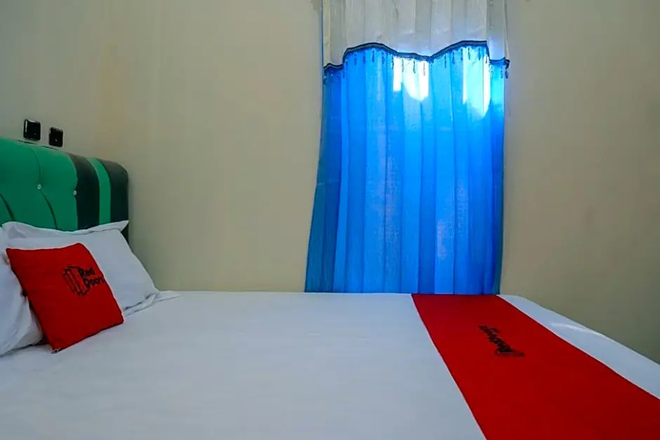 RedDoorz @ Jalan Raya Kaliwungu Selatan Kendal