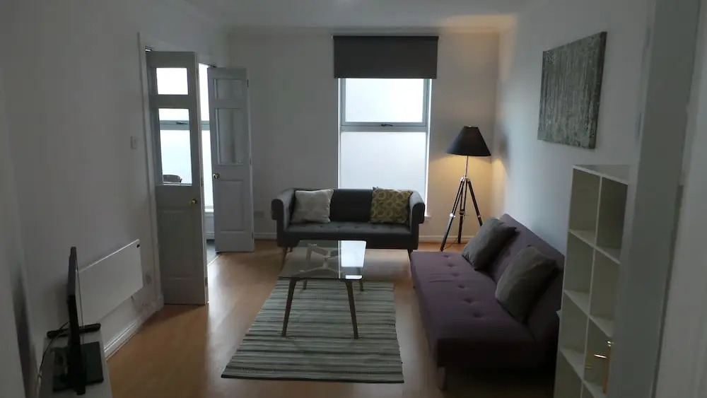Oxford Street Apartments