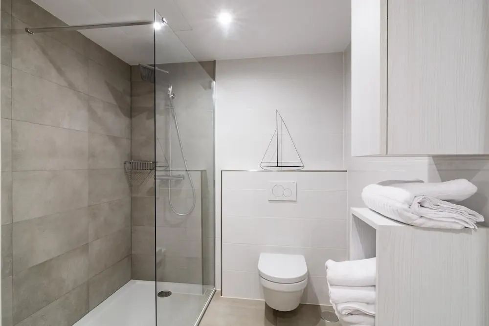 ELD3- Spacious 3 bedroom apt close to Puerto Banus