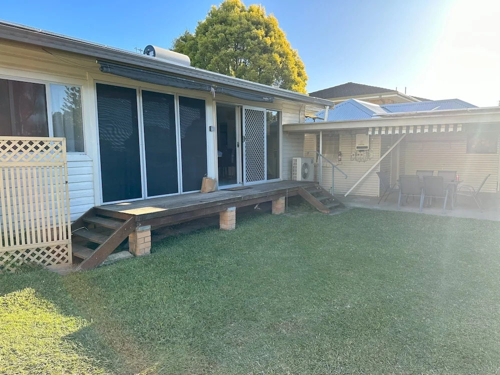 Ryan St Apartments