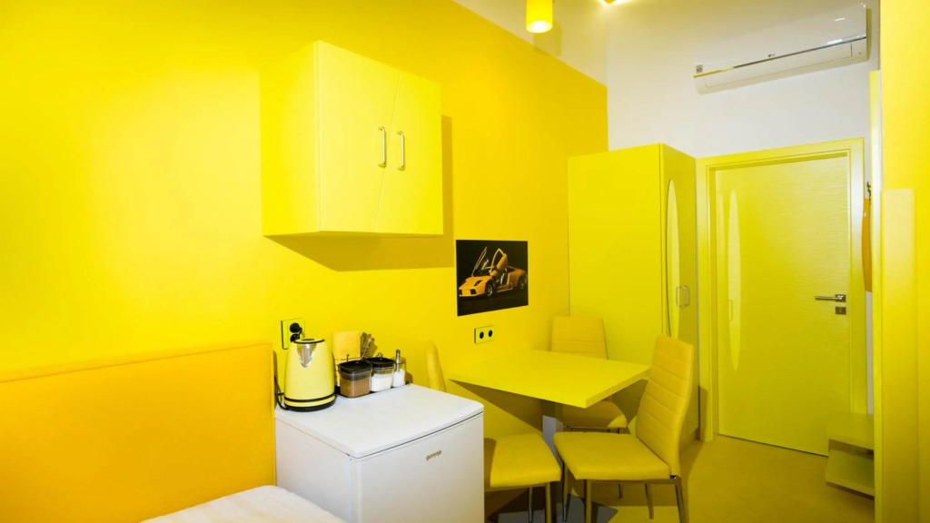 Apartment COLOURS - your 7 colour experience in centre of Prague
