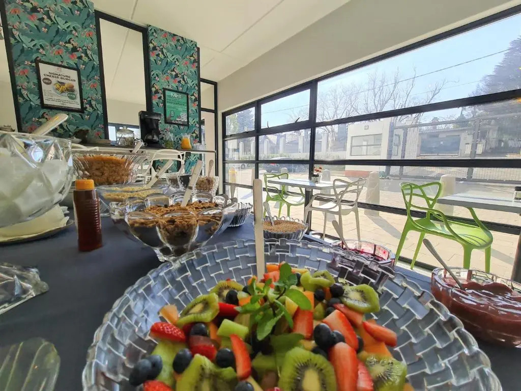 MINT Express Melrose View