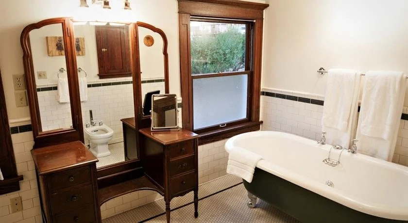 The Gatewood Bed and Breakfast