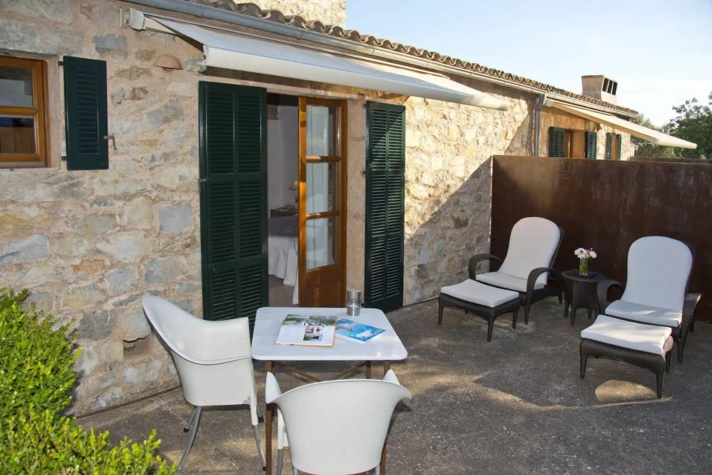 Cases de Son Barbassa Hotel & Restaurant
