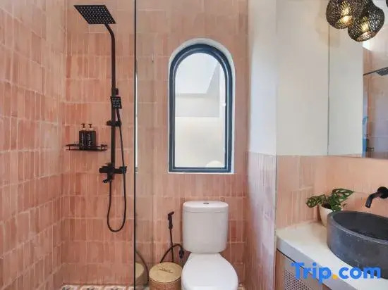 Kaba-Kaba Ricefield Luxury Loft Near Pererenan & Seseh Option Unit1BR or 2BR Private Nothing Shared