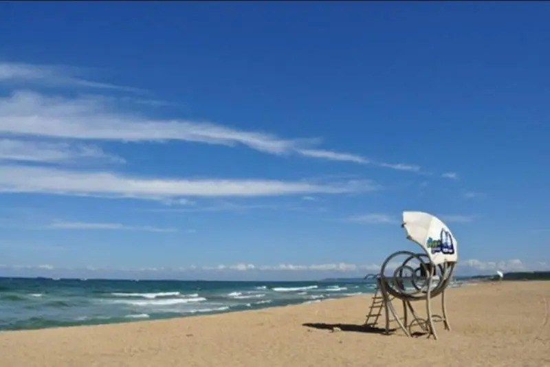 Pinebeach Hotel