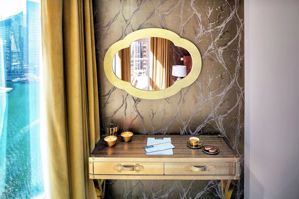 Luxury Staycation - Continental Tower
