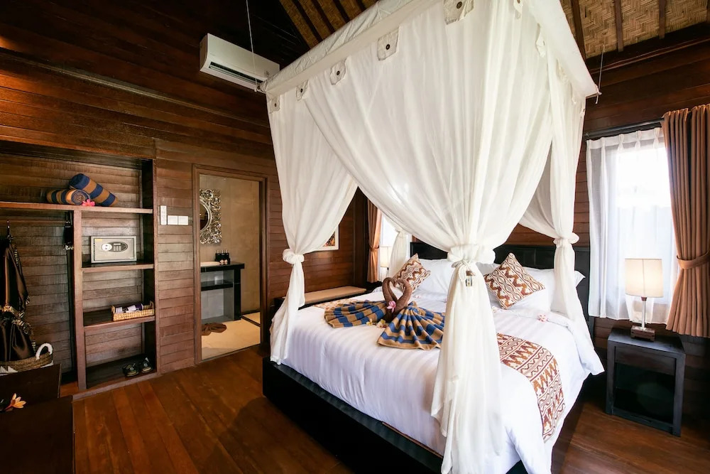 Orleans Lembongan