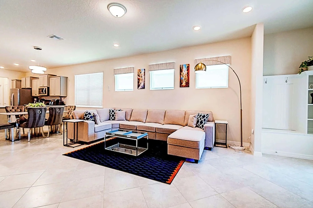 Private Pool & Game Room Family Retreat at Windsor Cay