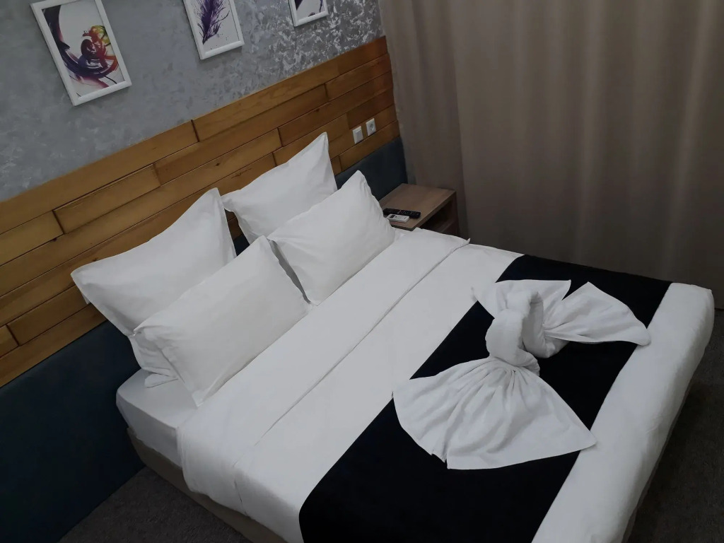 Small Hotel