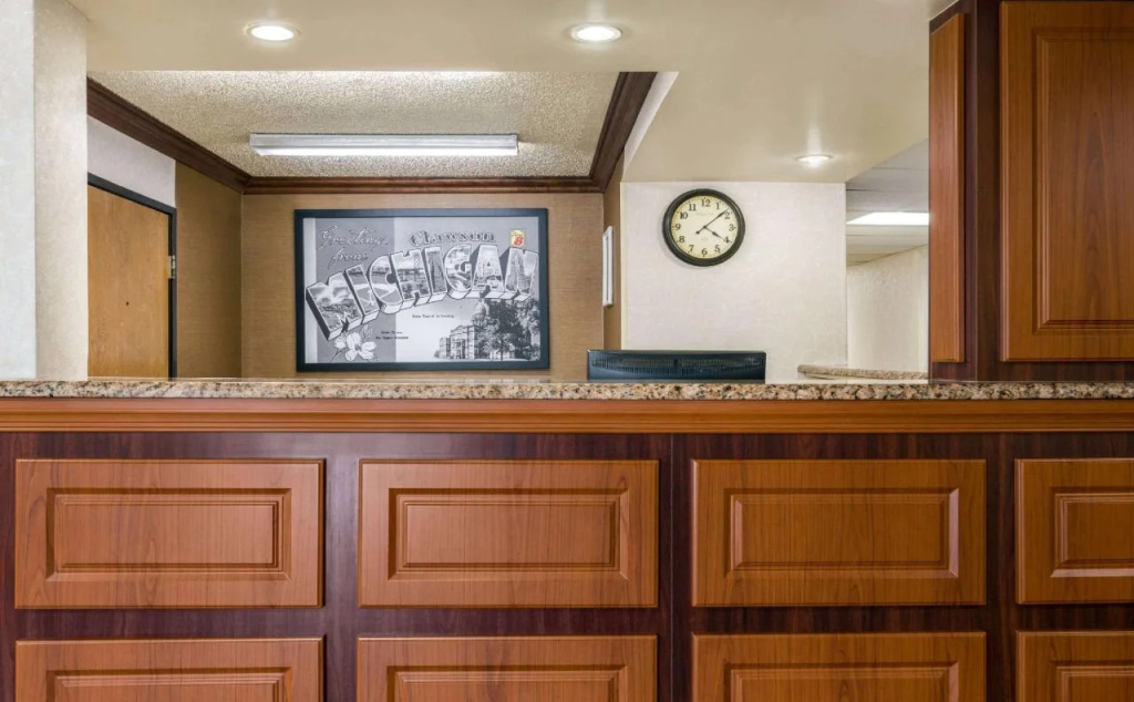 Comfort Inn Detroit - Troy