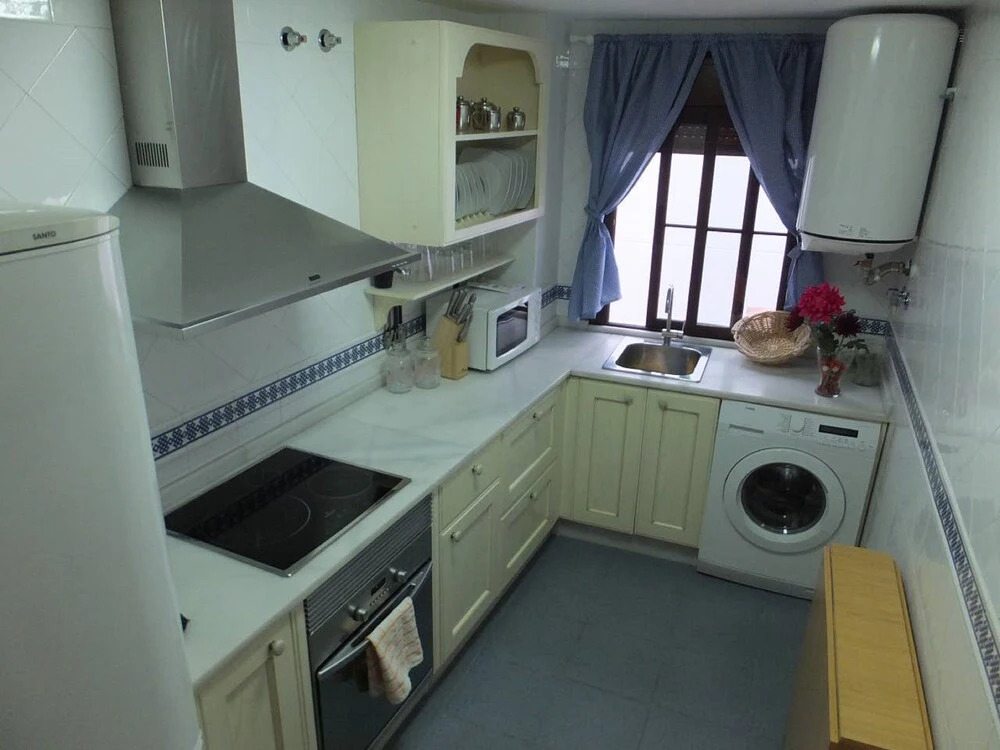 Apartamento C.Alfonso XIII by JITKey