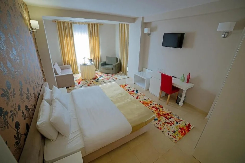 Sun Hotel